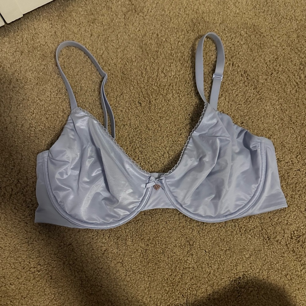 Victoria’s Secret lightweight Bra